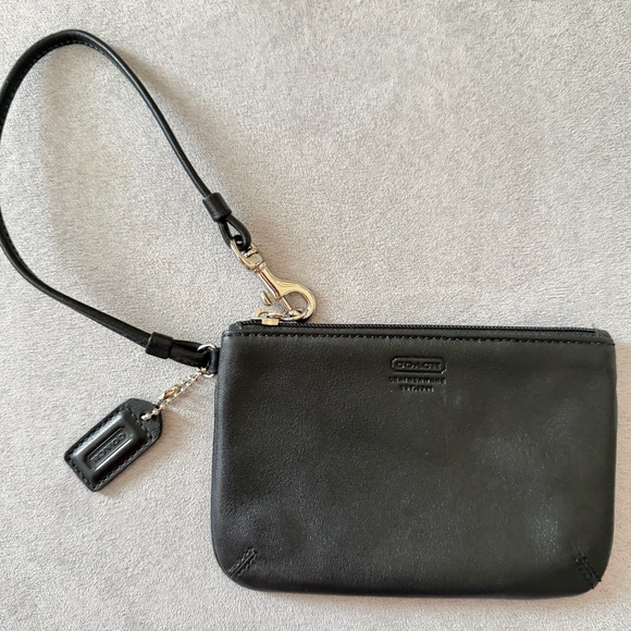 Coach Handbags - Vintage Coach Black Leather Wristlet